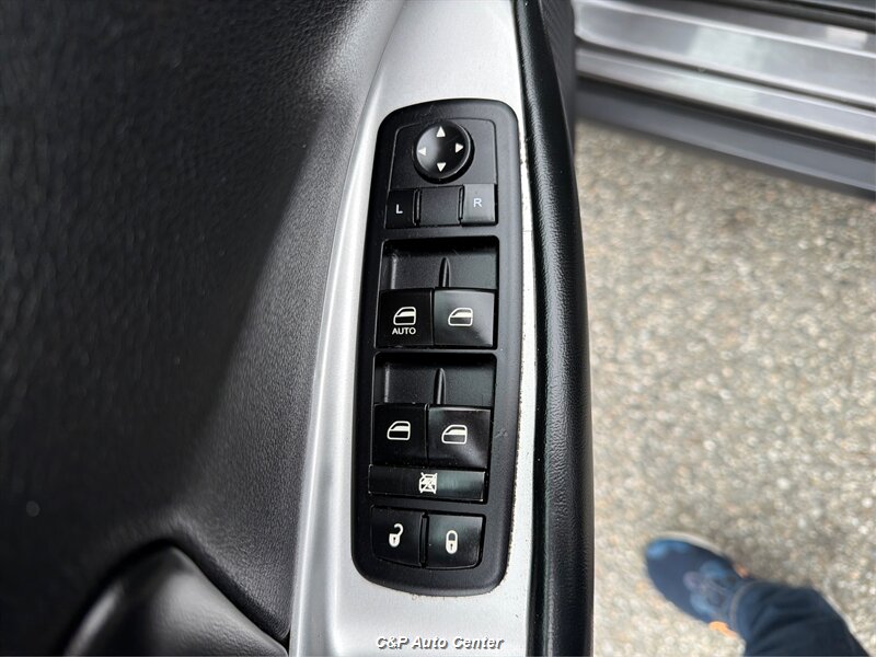 2015 Dodge Journey SXT - Photo 48 - Los Angeles, CA 90044