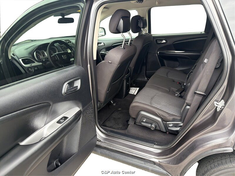 2015 Dodge Journey SXT - Photo 9 - Los Angeles, CA 90044