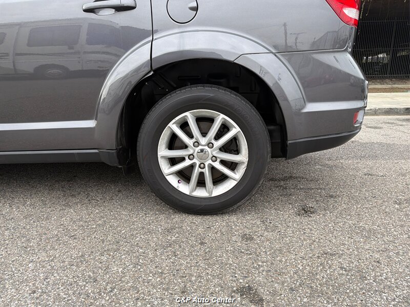2015 Dodge Journey SXT - Photo 33 - Los Angeles, CA 90044