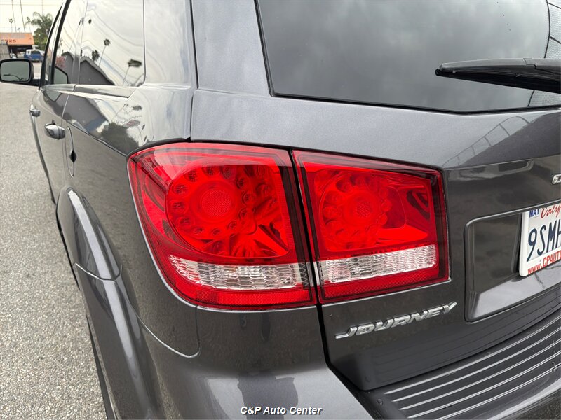 2015 Dodge Journey SXT - Photo 36 - Los Angeles, CA 90044