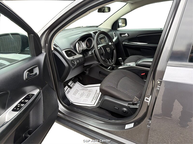 2015 Dodge Journey SXT - Photo 8 - Los Angeles, CA 90044