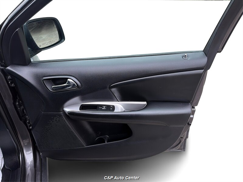 2015 Dodge Journey SXT - Photo 23 - Los Angeles, CA 90044
