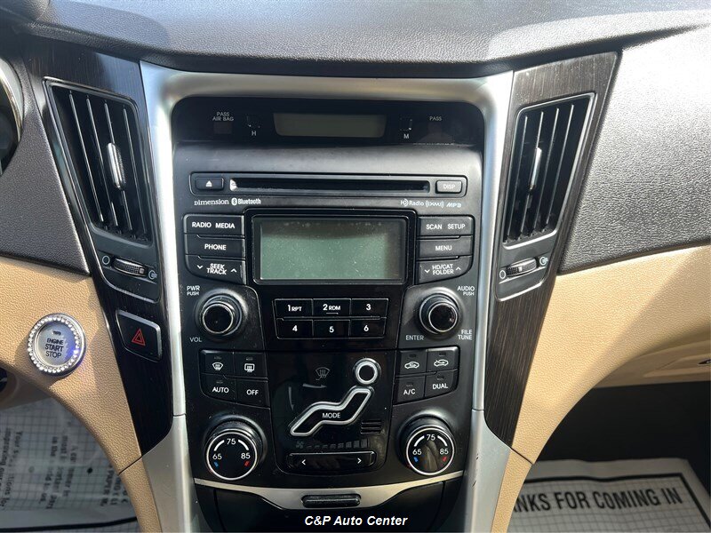 2012 Hyundai SONATA Limited - Photo 23 - Los Angeles, CA 90044
