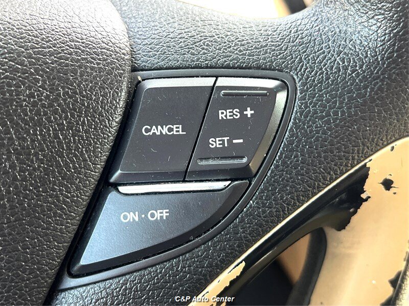 2012 Hyundai SONATA Limited - Photo 33 - Los Angeles, CA 90044