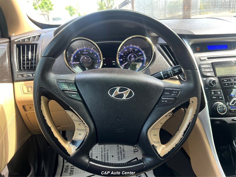2012 Hyundai SONATA Limited - Photo 25 - Los Angeles, CA 90044