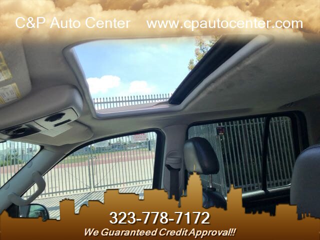 2004 Ford Explorer Limited - Photo 19 - Los Angeles, CA 90044