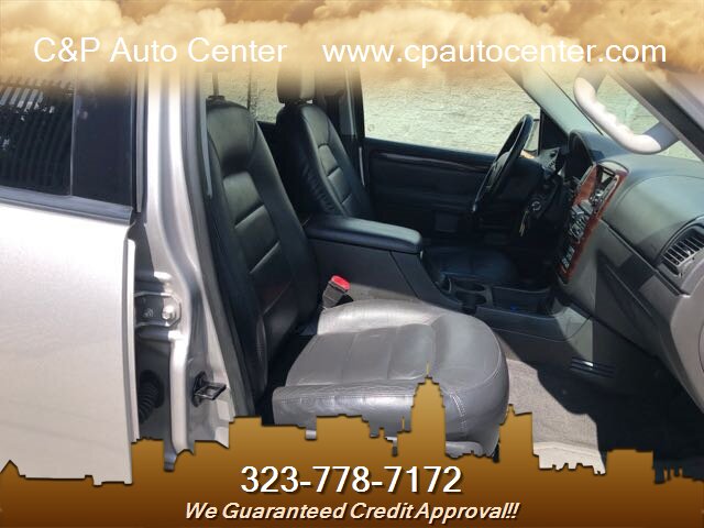 2004 Ford Explorer Limited - Photo 34 - Los Angeles, CA 90044