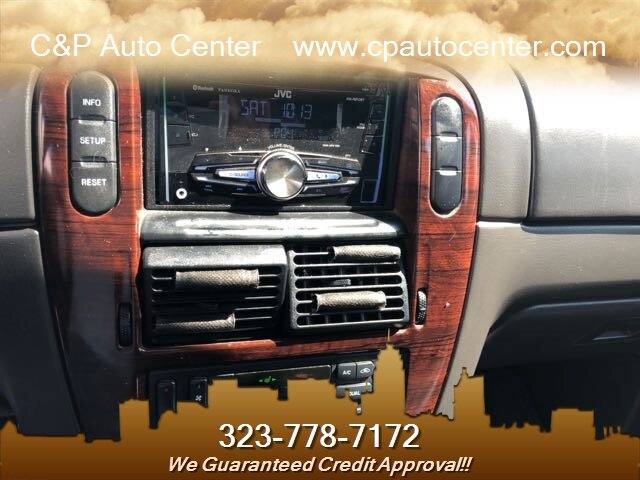2004 Ford Explorer Limited - Photo 13 - Los Angeles, CA 90044