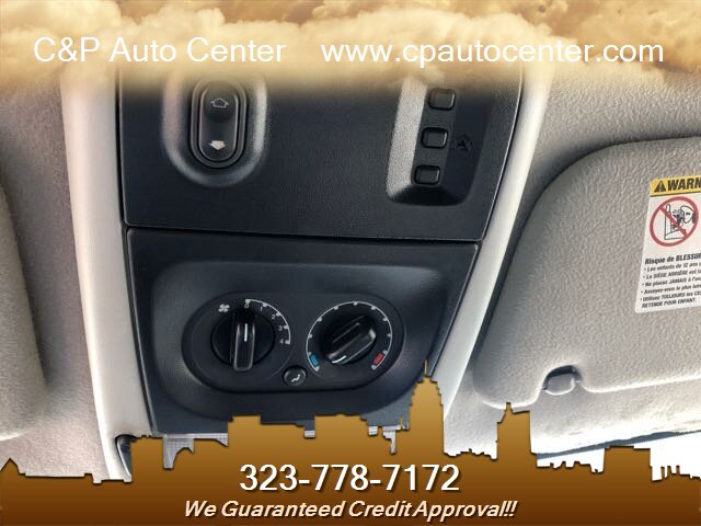 2004 Ford Explorer Limited - Photo 17 - Los Angeles, CA 90044
