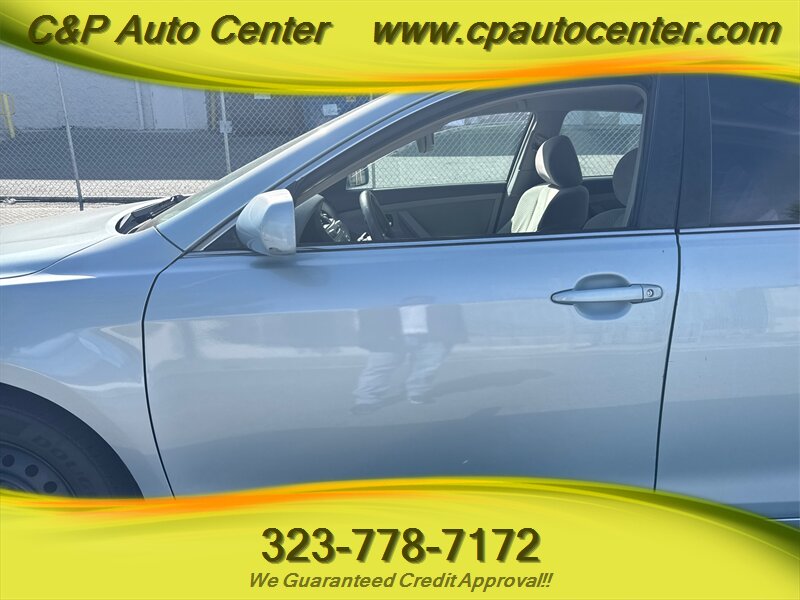 2007 Toyota Camry LE - Photo 11