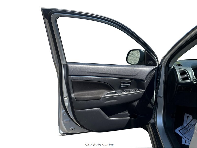 2021 Mitsubishi Outlander Sport LE - Photo 22 - Los Angeles, CA 90044
