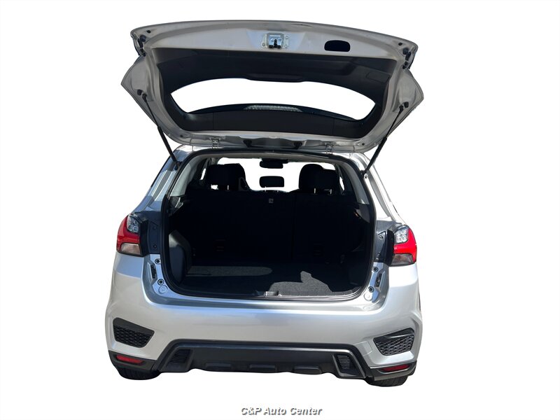 2021 Mitsubishi Outlander Sport LE - Photo 14 - Los Angeles, CA 90044