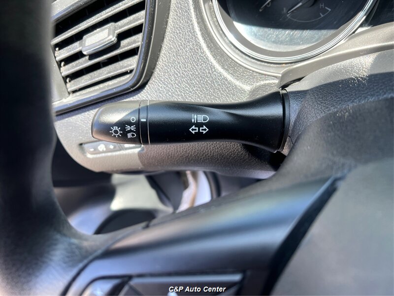 2017 Nissan Rogue SV - Photo 22 - Los Angeles, CA 90044