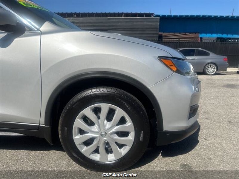 2017 Nissan Rogue SV - Photo 30 - Los Angeles, CA 90044