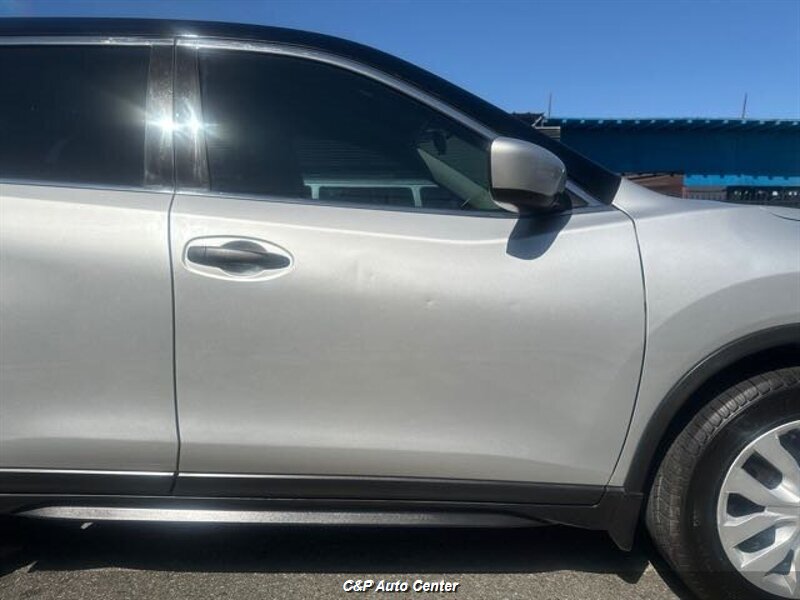 2017 Nissan Rogue SV - Photo 31 - Los Angeles, CA 90044