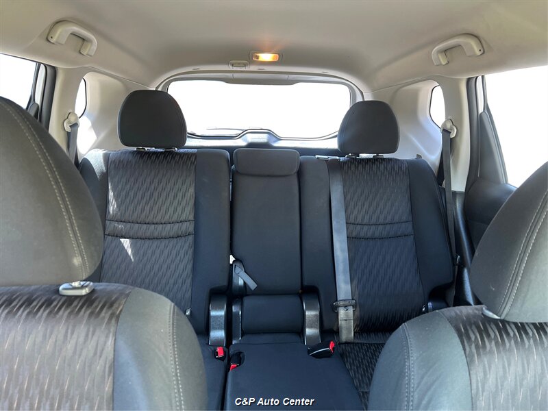 2017 Nissan Rogue SV - Photo 19 - Los Angeles, CA 90044