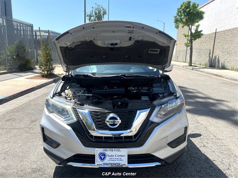 2017 Nissan Rogue SV - Photo 13 - Los Angeles, CA 90044