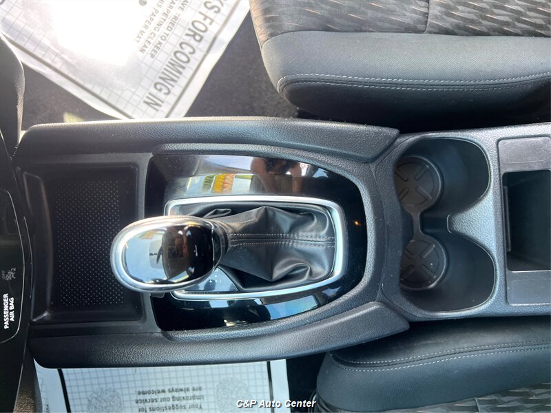 2017 Nissan Rogue SV - Photo 29 - Los Angeles, CA 90044