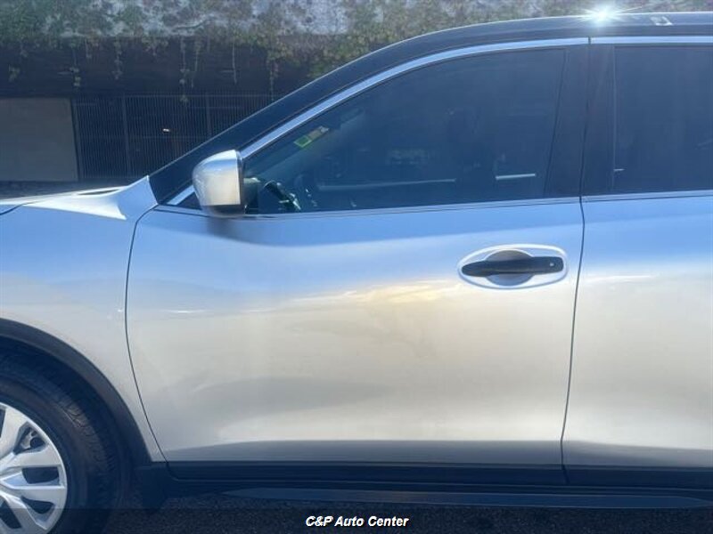 2017 Nissan Rogue SV - Photo 40 - Los Angeles, CA 90044