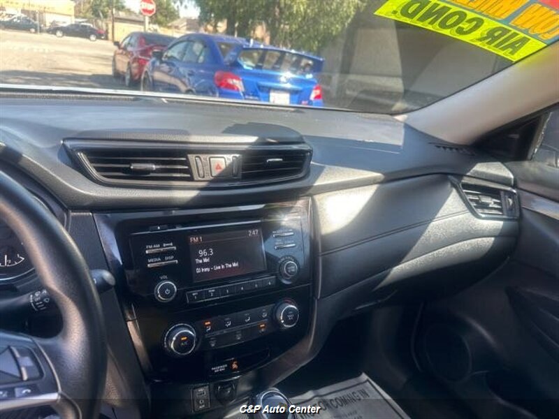 2017 Nissan Rogue SV - Photo 53 - Los Angeles, CA 90044