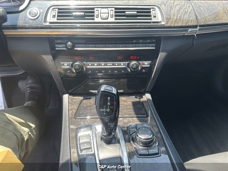 2012 BMW 7 Series 750i - Photo 22 - Los Angeles, CA 90044