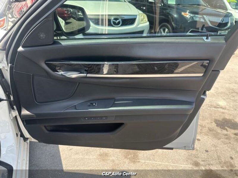 2012 BMW 7 Series 750i - Photo 40 - Los Angeles, CA 90044