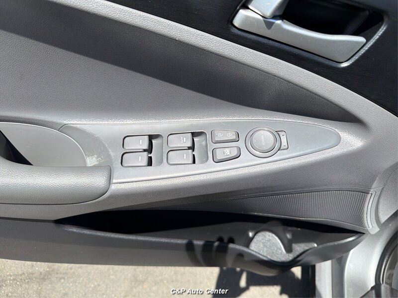 2013 Hyundai SONATA GLS - Photo 44 - Los Angeles, CA 90044