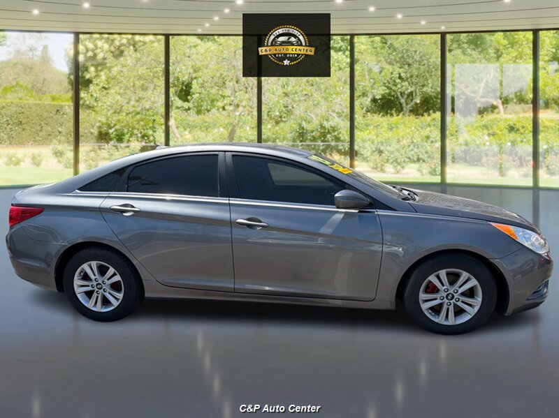 2013 Hyundai SONATA GLS - Photo 7 - Los Angeles, CA 90044