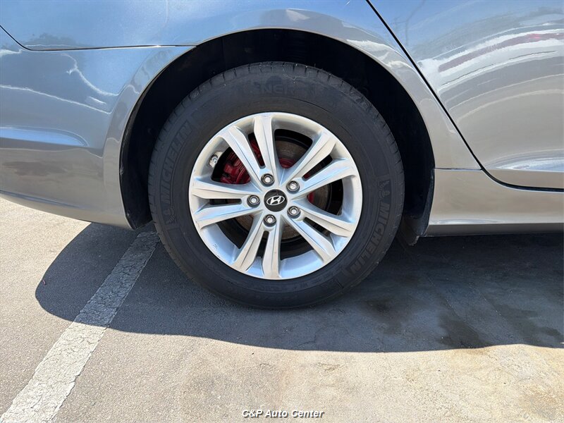 2013 Hyundai SONATA GLS - Photo 30 - Los Angeles, CA 90044