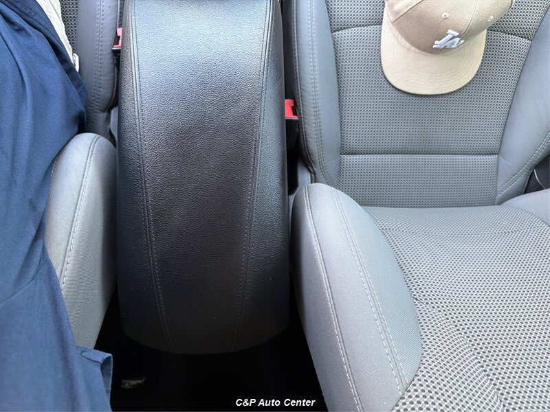 2013 Hyundai SONATA GLS - Photo 14 - Los Angeles, CA 90044