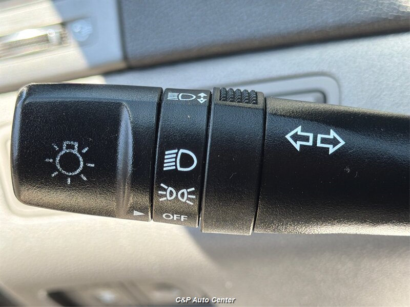2013 Hyundai SONATA GLS - Photo 19 - Los Angeles, CA 90044