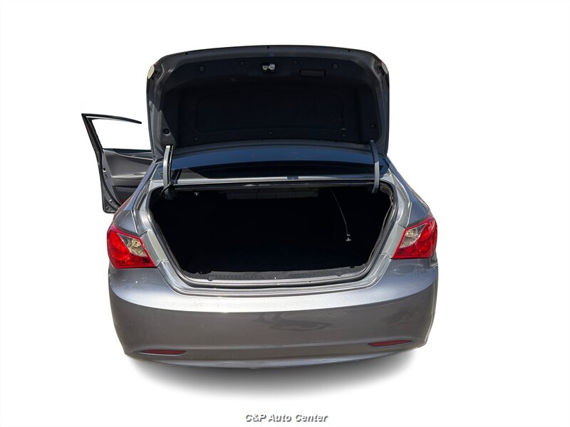 2013 Hyundai SONATA GLS - Photo 11 - Los Angeles, CA 90044