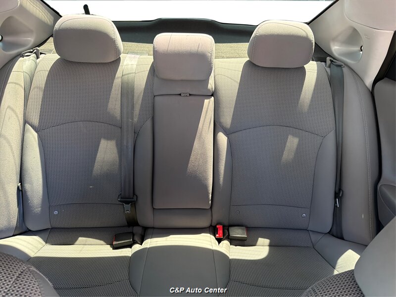 2013 Hyundai SONATA GLS - Photo 13 - Los Angeles, CA 90044