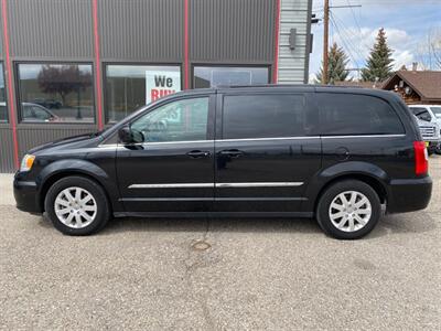 2016 Chrysler Town & Country Touring   - Photo 22 - Powell, WY 82435