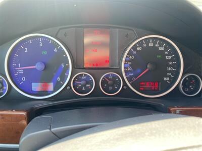 2010 Volkswagen Touareg V6 TDI   - Photo 7 - Powell, WY 82435