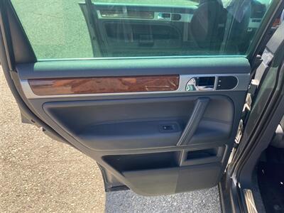 2010 Volkswagen Touareg V6 TDI   - Photo 9 - Powell, WY 82435