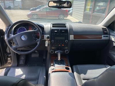 2010 Volkswagen Touareg V6 TDI   - Photo 8 - Powell, WY 82435