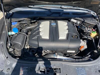 2010 Volkswagen Touareg V6 TDI   - Photo 16 - Powell, WY 82435