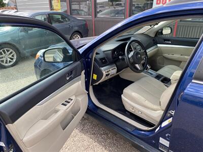 2010 Subaru Outback 2.5i Premium   - Photo 5 - Powell, WY 82435