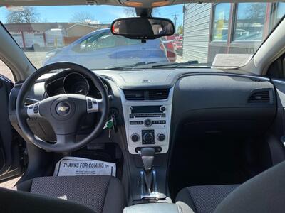 2008 Chevrolet Malibu LT   - Photo 8 - Powell, WY 82435