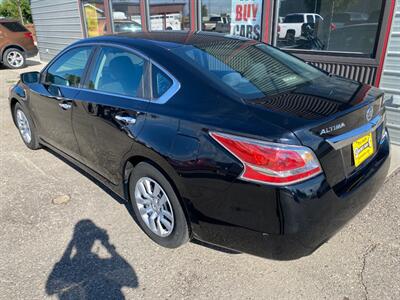 2014 Nissan Altima 2.5 S   - Photo 4 - Powell, WY 82435
