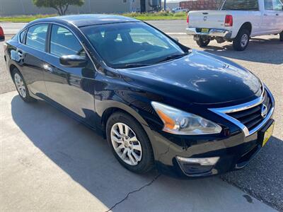 2014 Nissan Altima 2.5 S   - Photo 2 - Powell, WY 82435