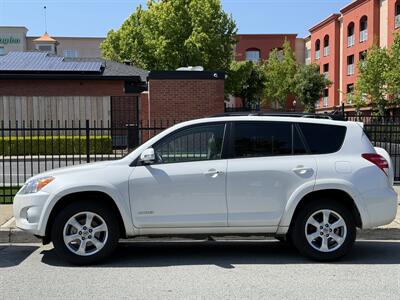 2010 Toyota RAV4 Limited   - Photo 21 - San Mateo, CA 94402