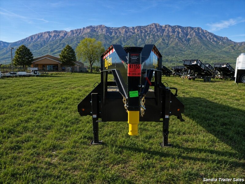 2026 Big Tex 22GN 33D5A  