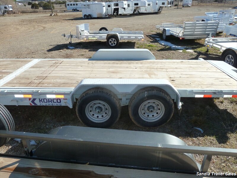 2023 Diamond T 8320SKP TILT  