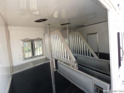 2022 SMC SL8313SRK LARAMIE   - Photo 13 - Edgewood, NM 87015