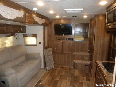 2022 SMC SL8313SRK LARAMIE   - Photo 9 - Edgewood, NM 87015