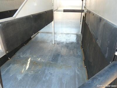 2003 KIEFER GENESIS   - Photo 8 - Edgewood, NM 87015