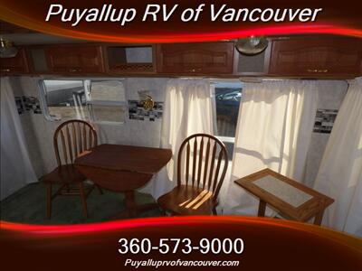 2002 KEYSTONE RV COUGAR 276   - Photo 8 - Vancouver, WA 98682-4901