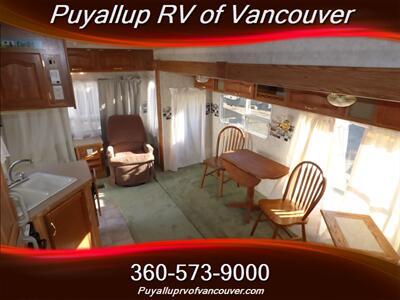 2002 KEYSTONE RV COUGAR 276   - Photo 7 - Vancouver, WA 98682-4901